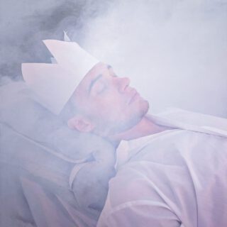 HAIK 2023 • 𝓐𝓵𝓲𝓬𝓮 𝓲𝓶 𝓦𝓾𝓷𝓭𝓮𝓻𝓵𝓪𝓷𝓭 
Wer hat den weißen König vergiftet und wie kann er gerettet werden, bevor die Herzkönigin die Macht im Wunderland übernimmt? 🃏 
Unsere drei tapferen Gruppen zögern nicht und machen sich sogleich dem Kaninchen und Hutmacher hinterher auf den Weg, um das Wunderland zu retten. 🐇🎩 
Die ganze HAIK-Geschichte zum Nachlesen gibt es in unserer Highlight-Story.
#HAIK #zeltlager2023 #kolpingjugendsteinheim #kjsth